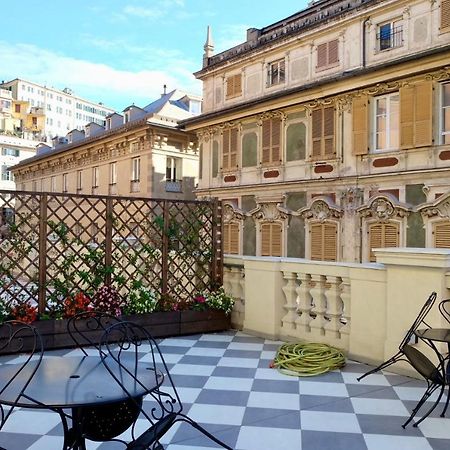 Monolocale Di Pregio Palazzo Dei Rolli Apartment Genoa Luaran gambar